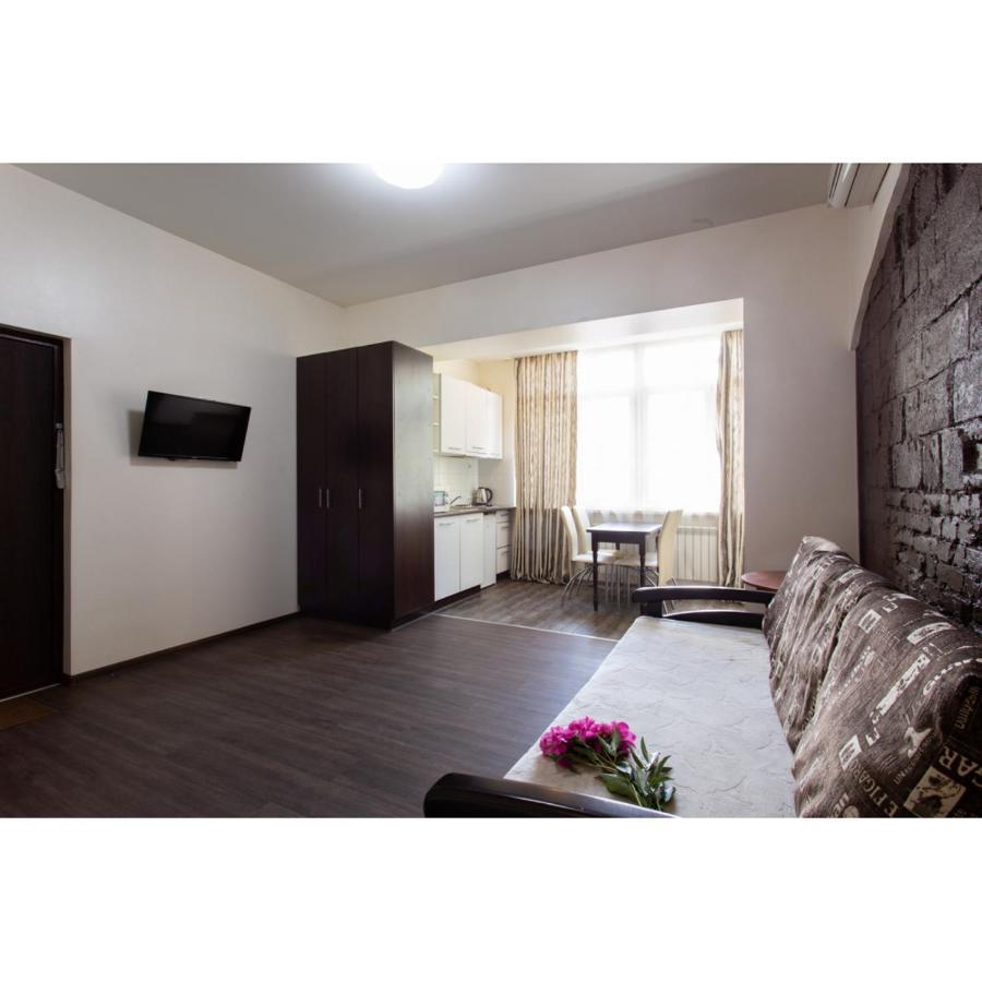 Studio Apartments In The City Center Κχαρκίβ Εξωτερικό φωτογραφία