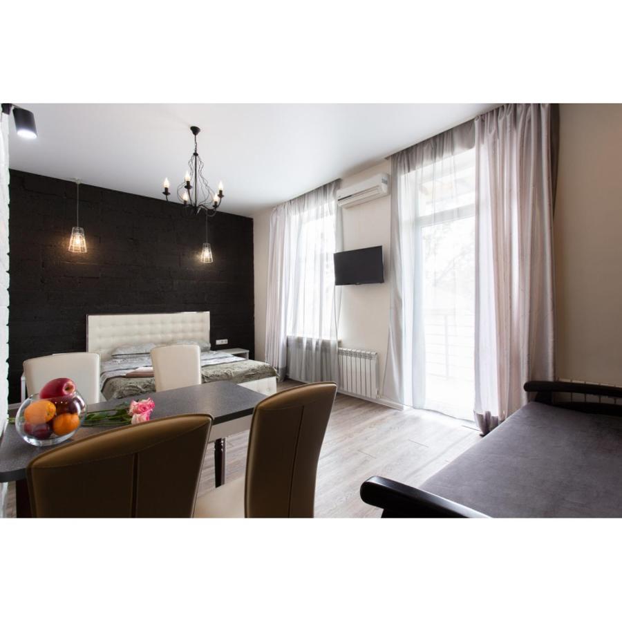 Studio Apartments In The City Center Κχαρκίβ Εξωτερικό φωτογραφία